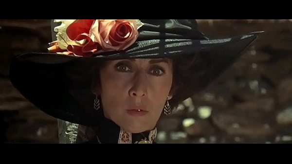 Revolution time. The carriage is robbed, men and woman are stripped naked. EUF